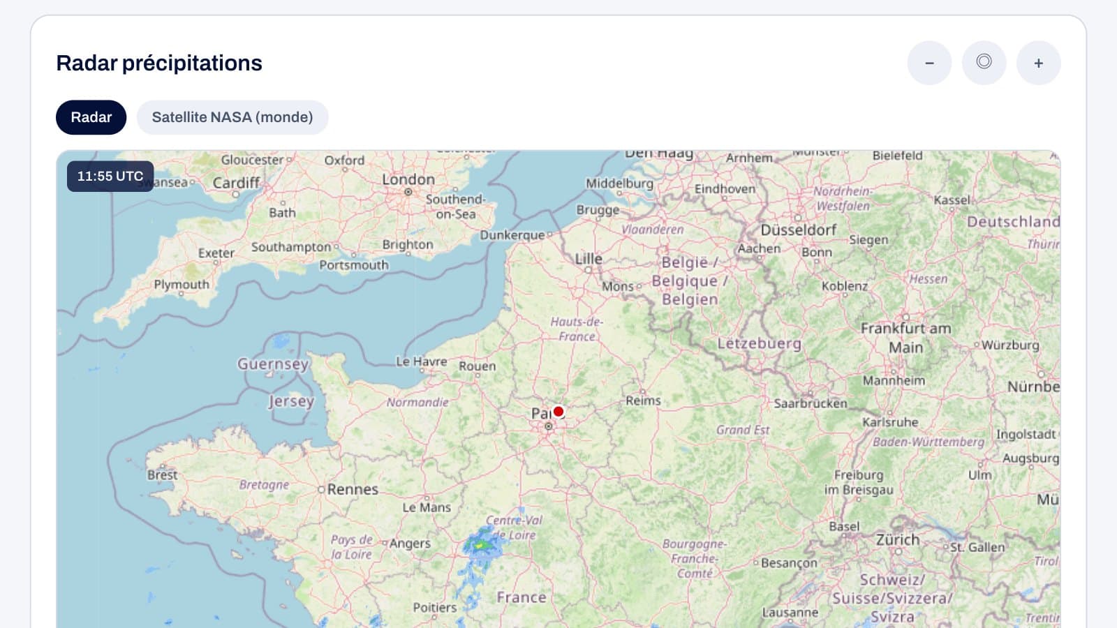 Le radar des précipitations, dézoomé sur la France et l'Europe de l'Ouest, avec l'heure de l'image